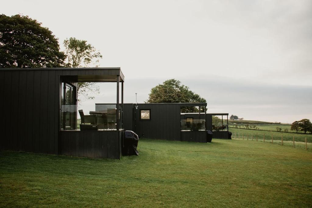 Hotel Luxury 2 Bedroom Glamping Pod with Hot Tub at Aganmore Farm Glamping - Pod 2 - Image 1