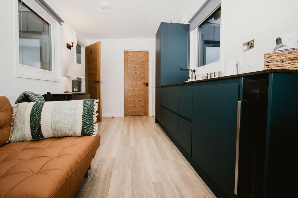 Luxury 2 Bedroom Glamping Pod with Hot Tub at Aganmore Farm Glamping - Pod 2 view 3