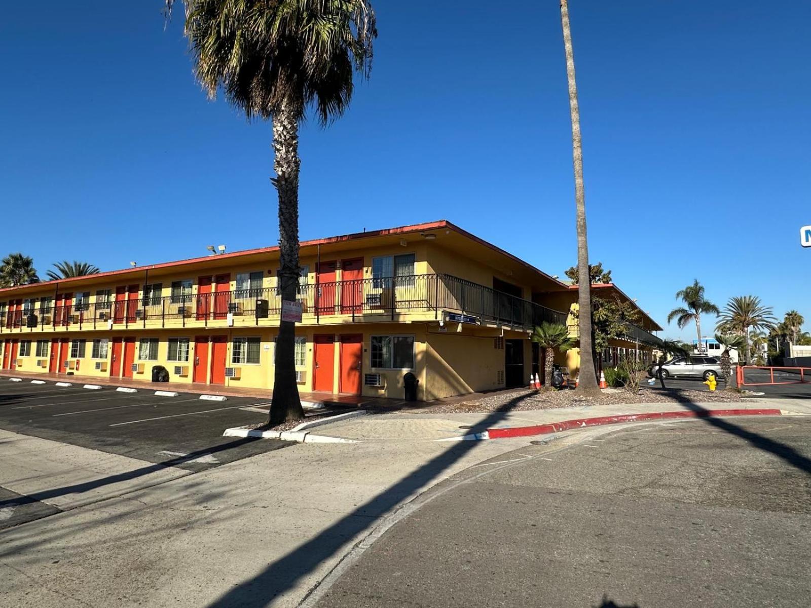 Hotel Avenida - Oceanside Camp Pendleton, Foto 13