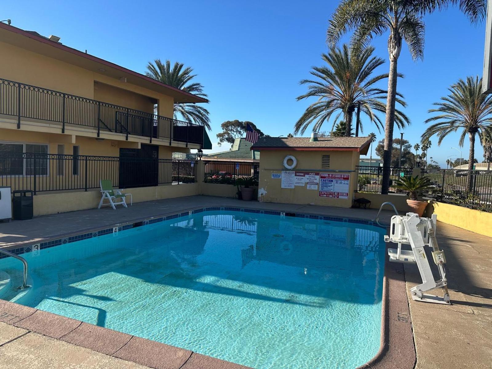 Hotel Avenida - Oceanside Camp Pendleton, Foto 9