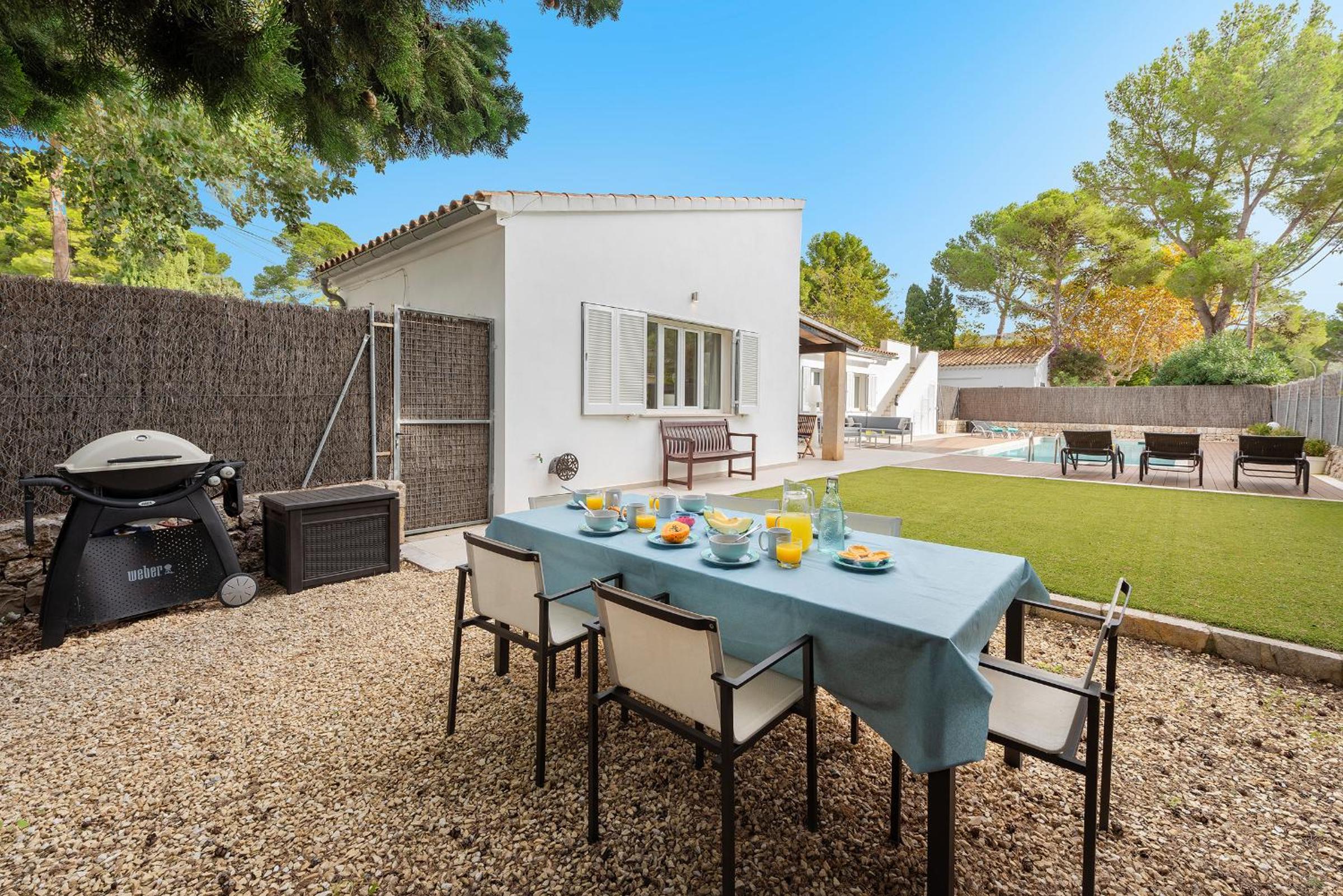 Villa Can Singala Blanca by JS Villas view 2