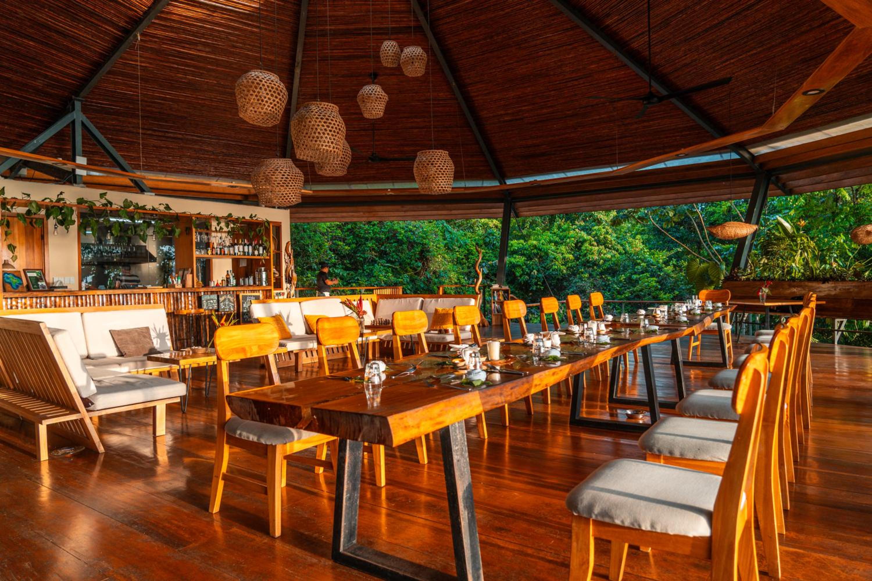 La Loma Jungle Lodge and Chocolate Farm view 5