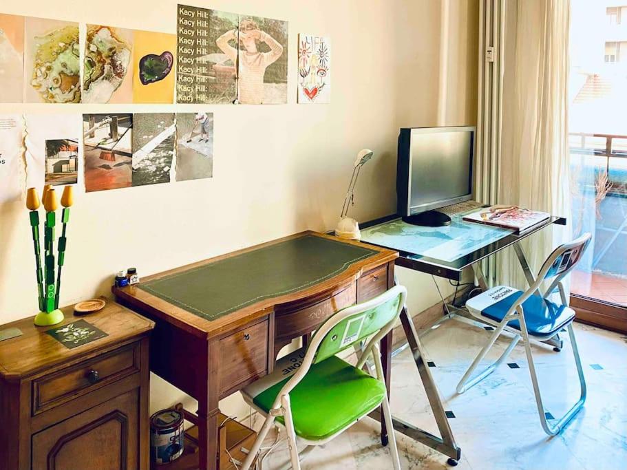 Artistic 2-bedroom condo