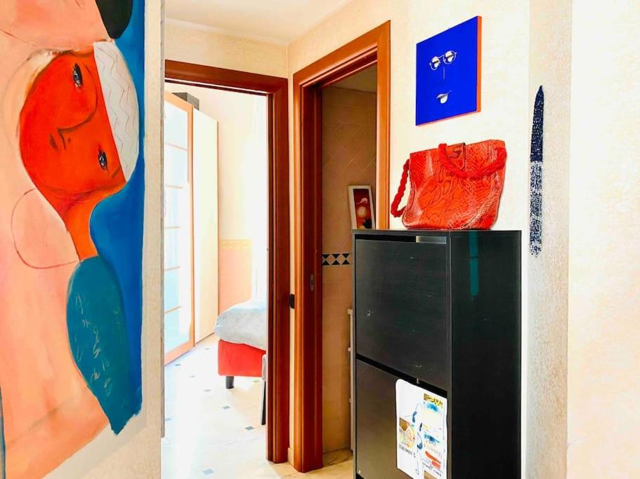 Artistic 2-bedroom condo