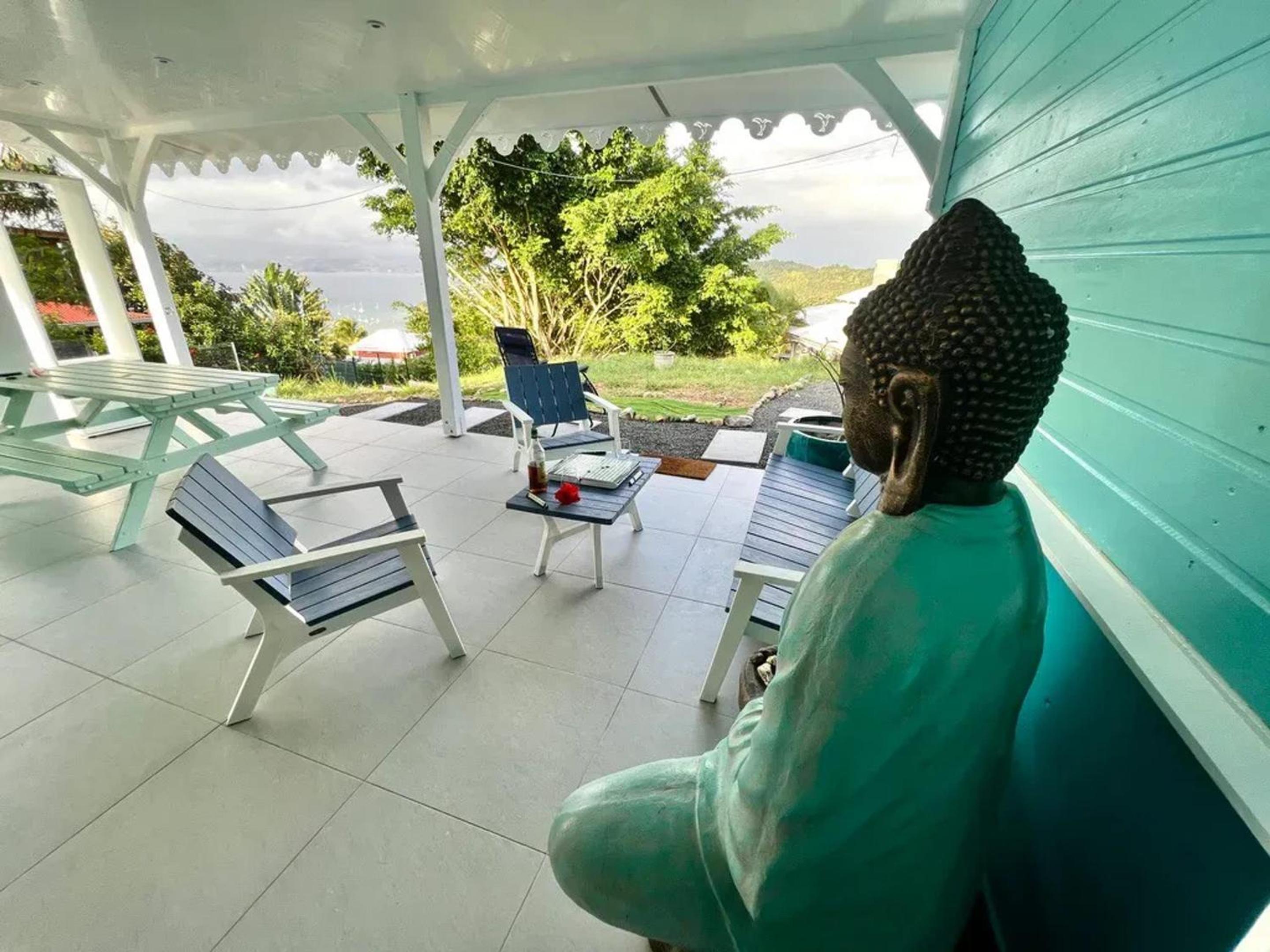 Maison charmante avec Jacuzzi a Les Trois Ilets view 2