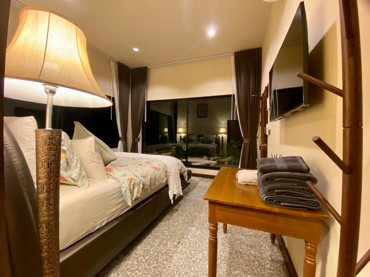 The Exclusive Baan Hinson Pool Villa