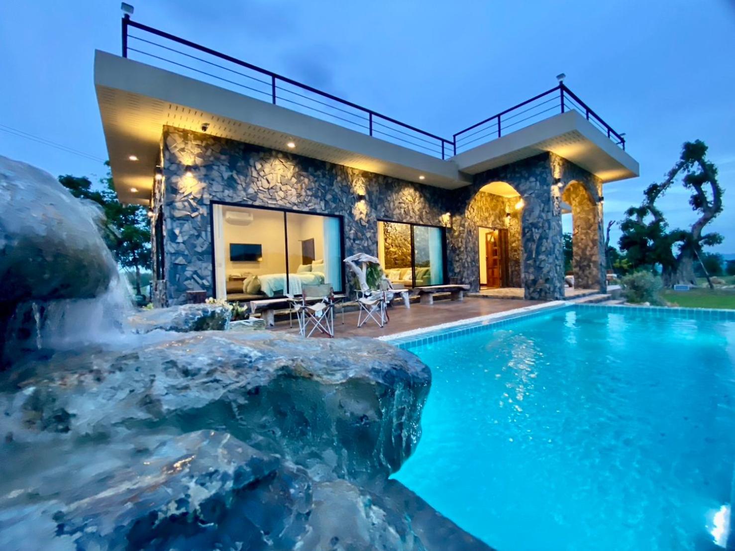 The Exclusive Baan Hinson Pool Villa