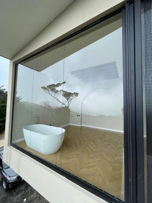 Luxury villa on the Cloud Forest Infinity Pool