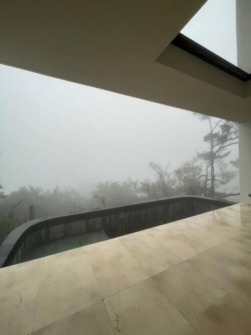 Luxury villa on the Cloud Forest Infinity Pool