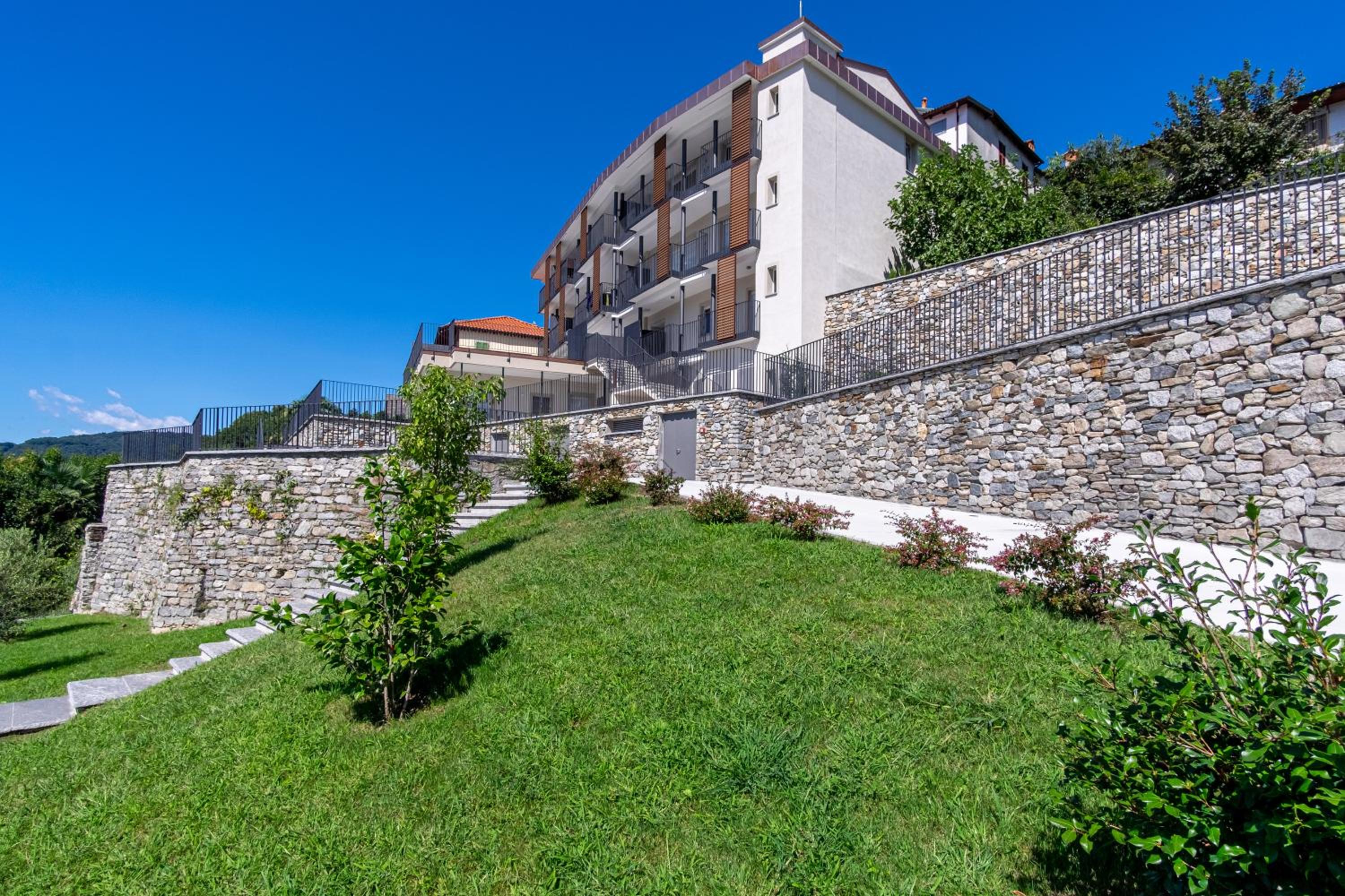 Oasi Giardino - Pool and Lake View and Garden view 2