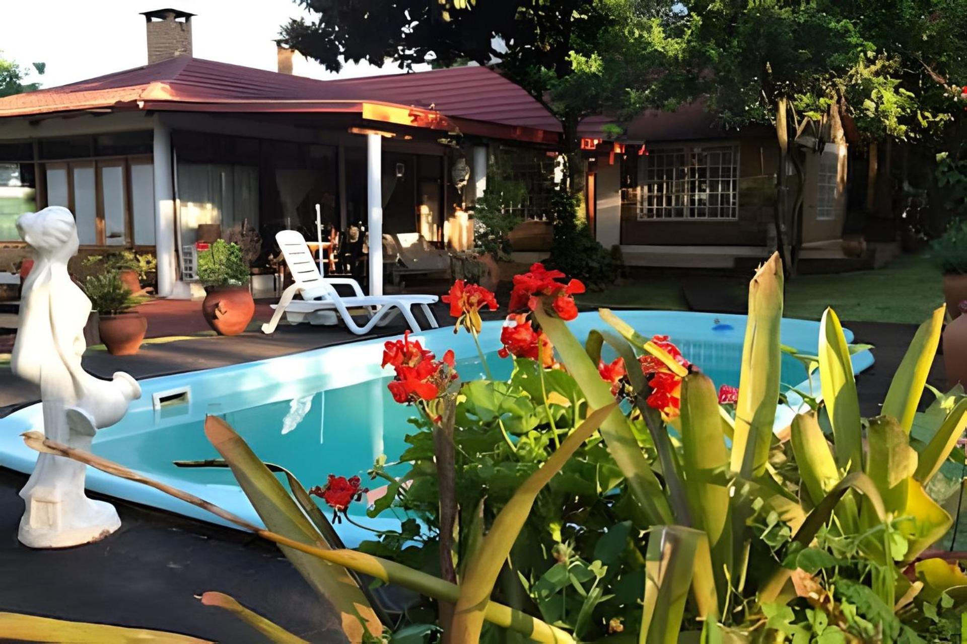 Cabañas con piscina en la entrada de Oberá