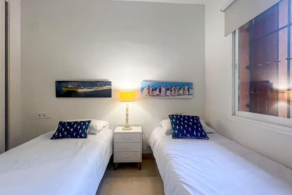 OleHolidays Oasis Marbella junto a Puente Romano