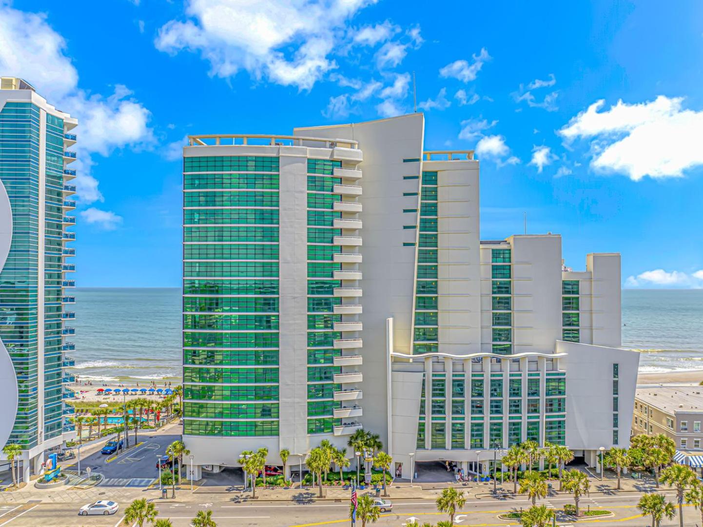 1 Bedroom Oceanview Penthouse at Sandy Beach! 1905 view 5