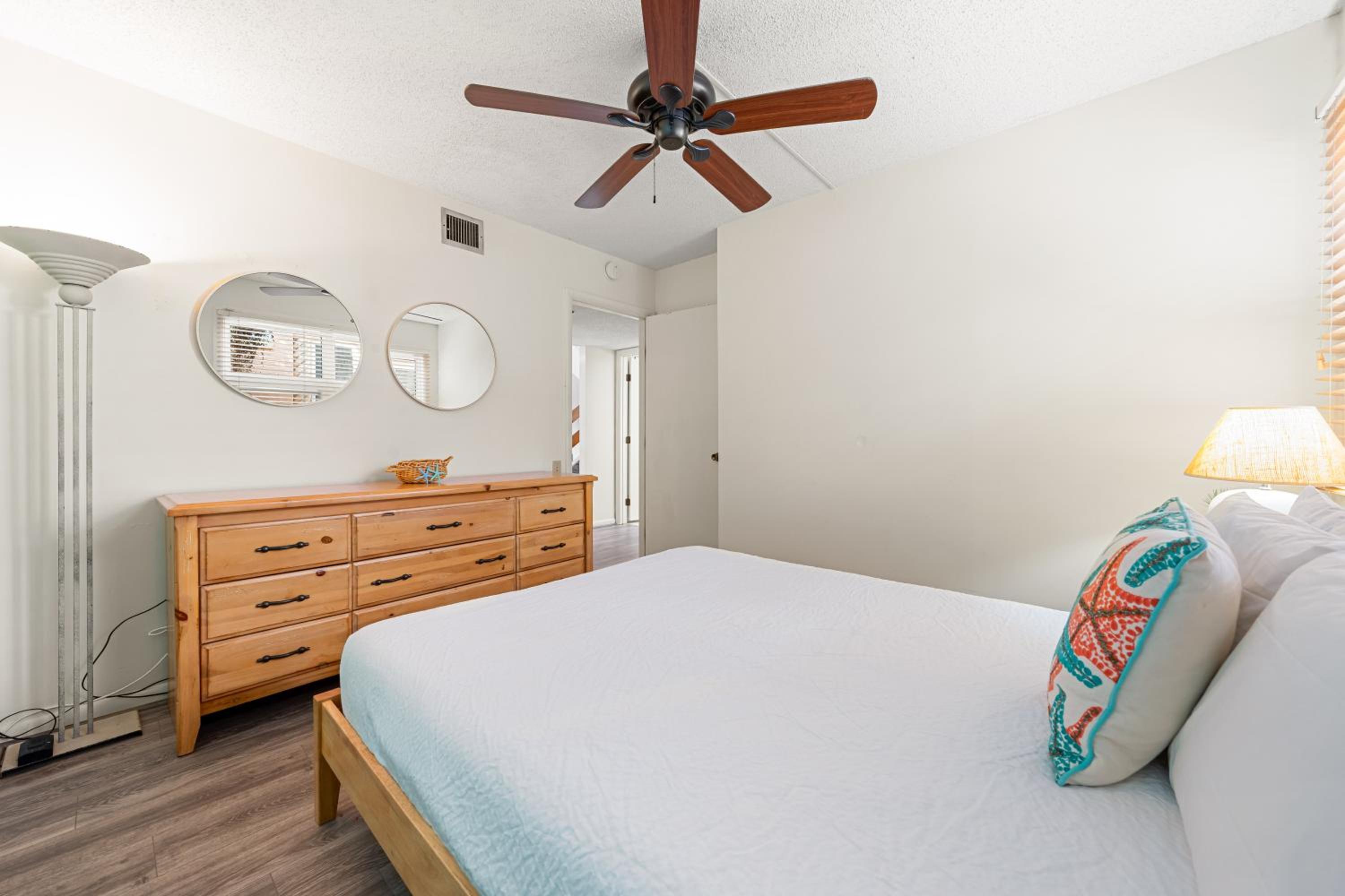 Coastal Surfside By Beachside Management