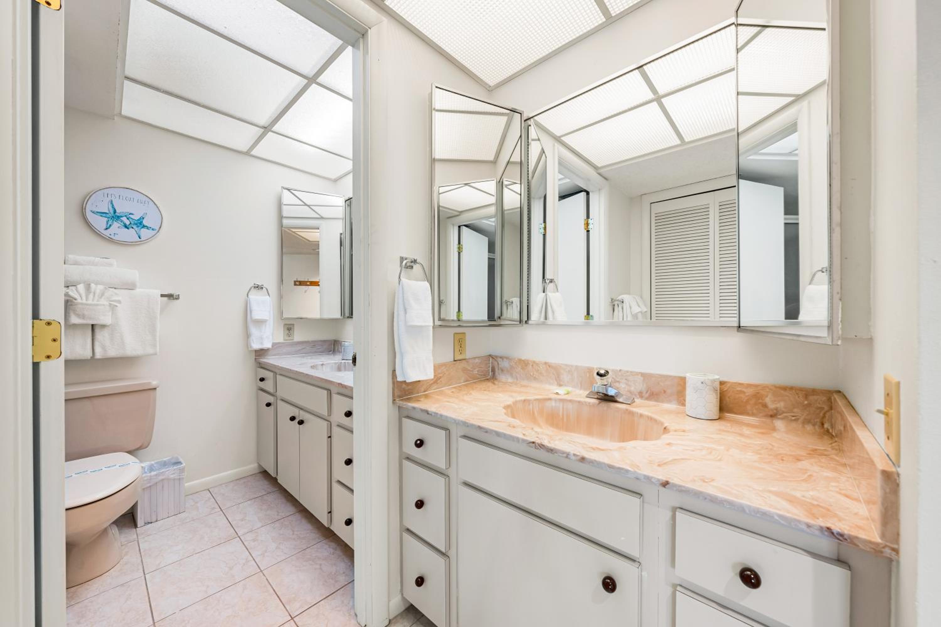 Coastal Surfside By Beachside Management