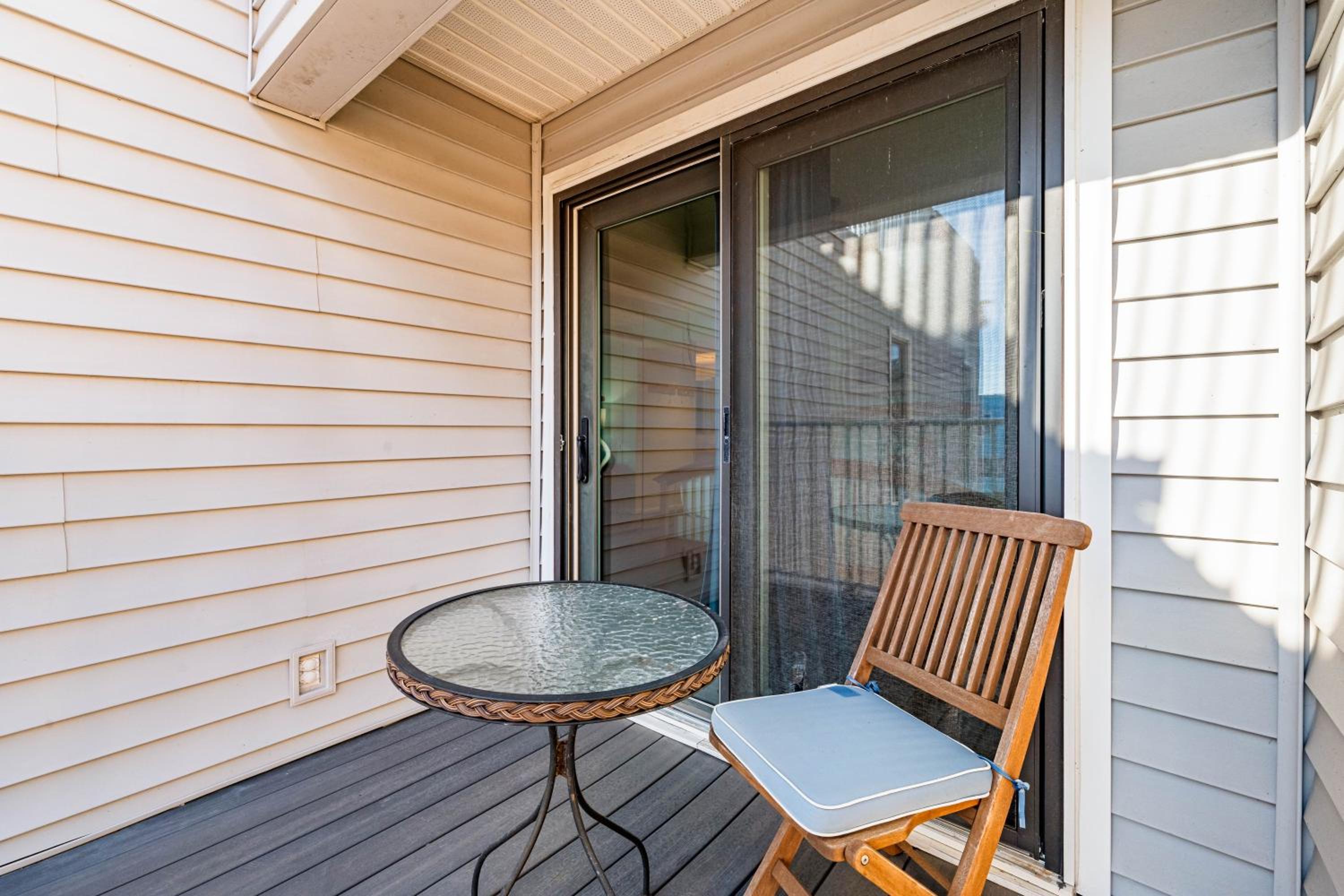 Coastal Surfside By Beachside Management
