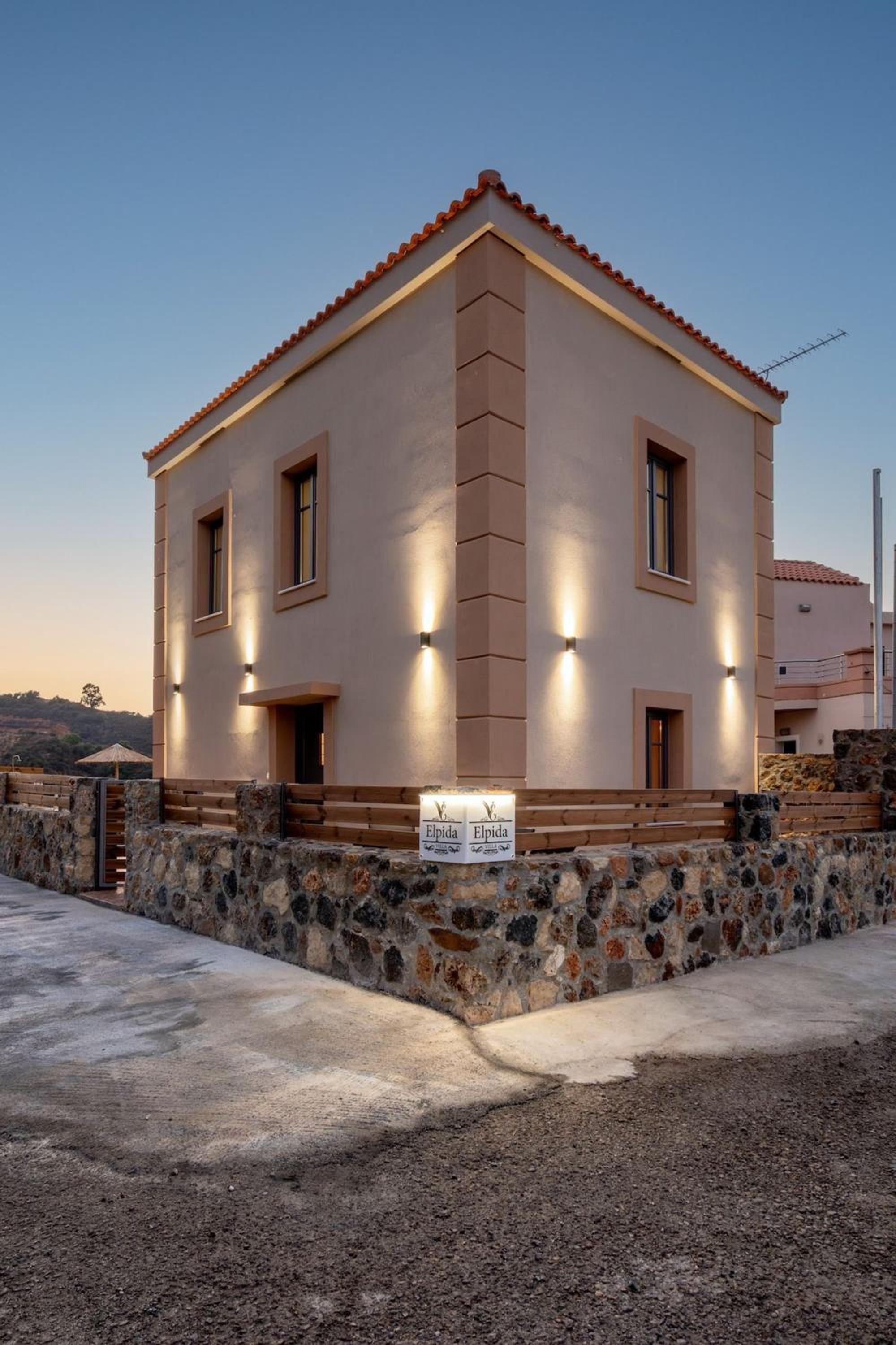 Villa Elpida in Myloniana view 3