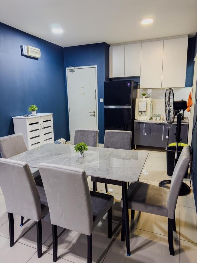 Puncak Alam Cozy Blue Escape nearby UITM view 5