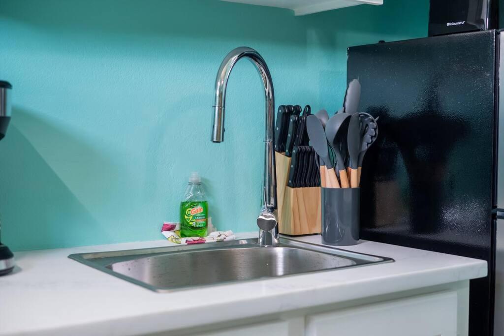 J & B Studio Apartment