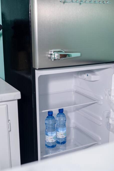J & B Studio Apartment