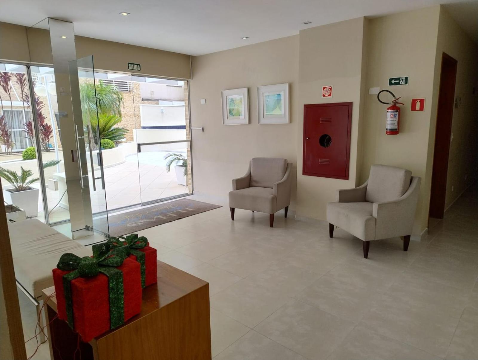 Apto club bem localizado em Ctba