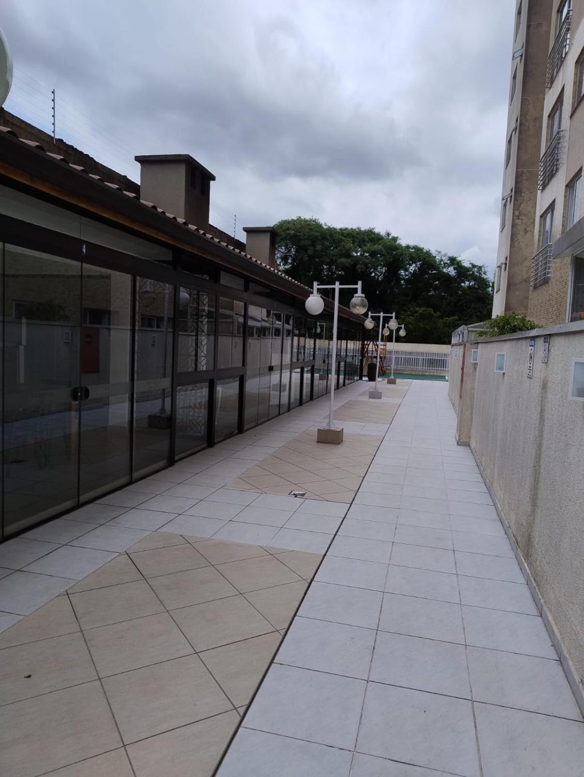 Apto club bem localizado em Ctba