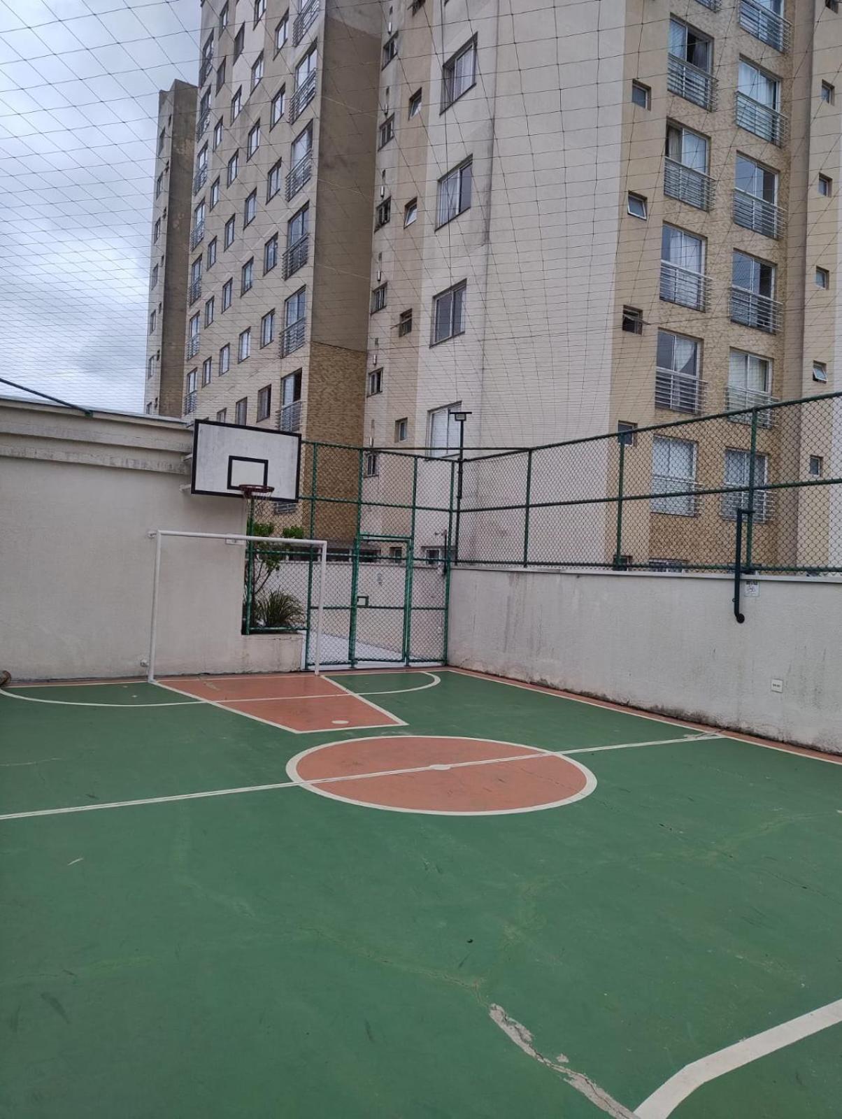 Apto club bem localizado em Ctba