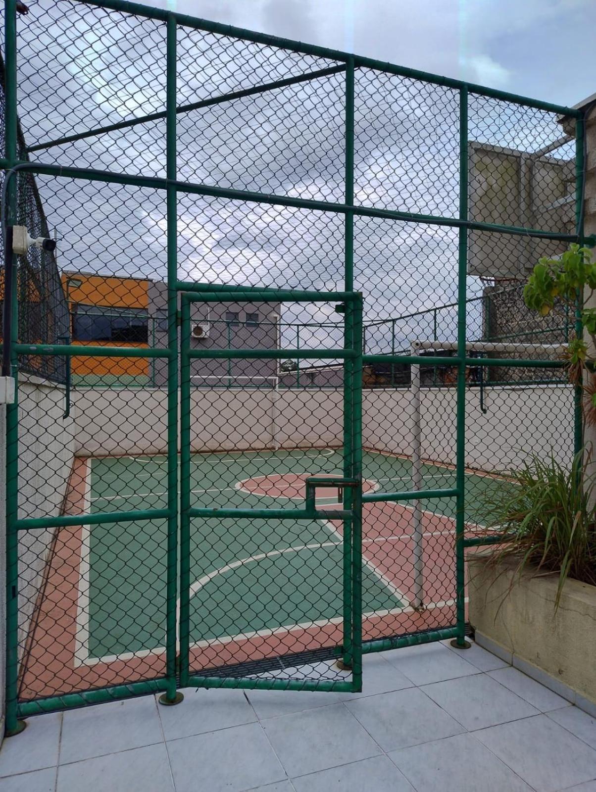 Apto club bem localizado em Ctba