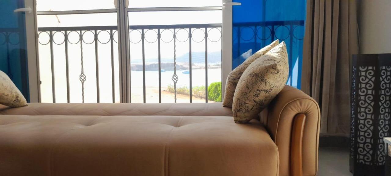 Luxury Seaview Apartment