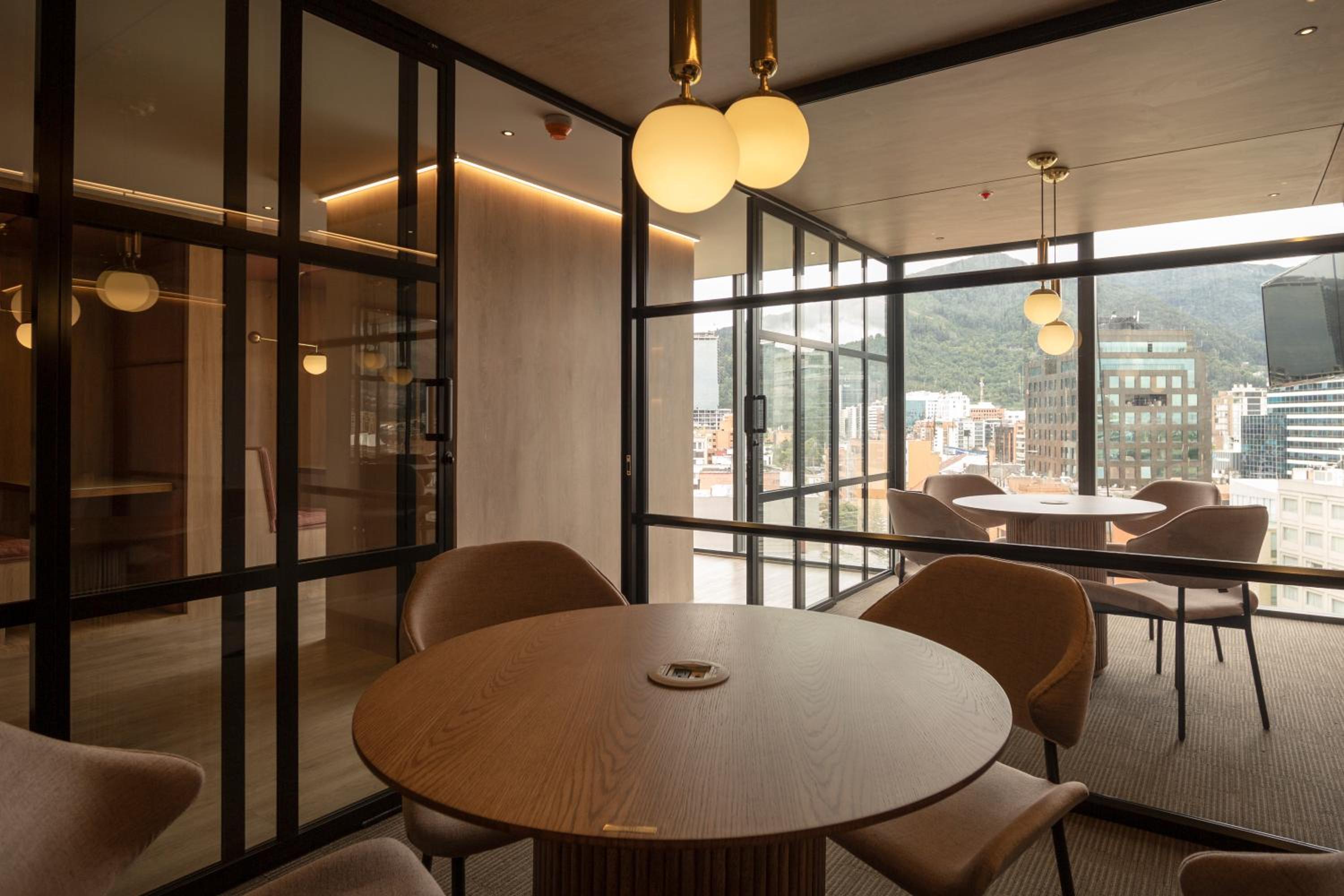 Cozy Apartament Pool, Sauna, Gym& Cowork