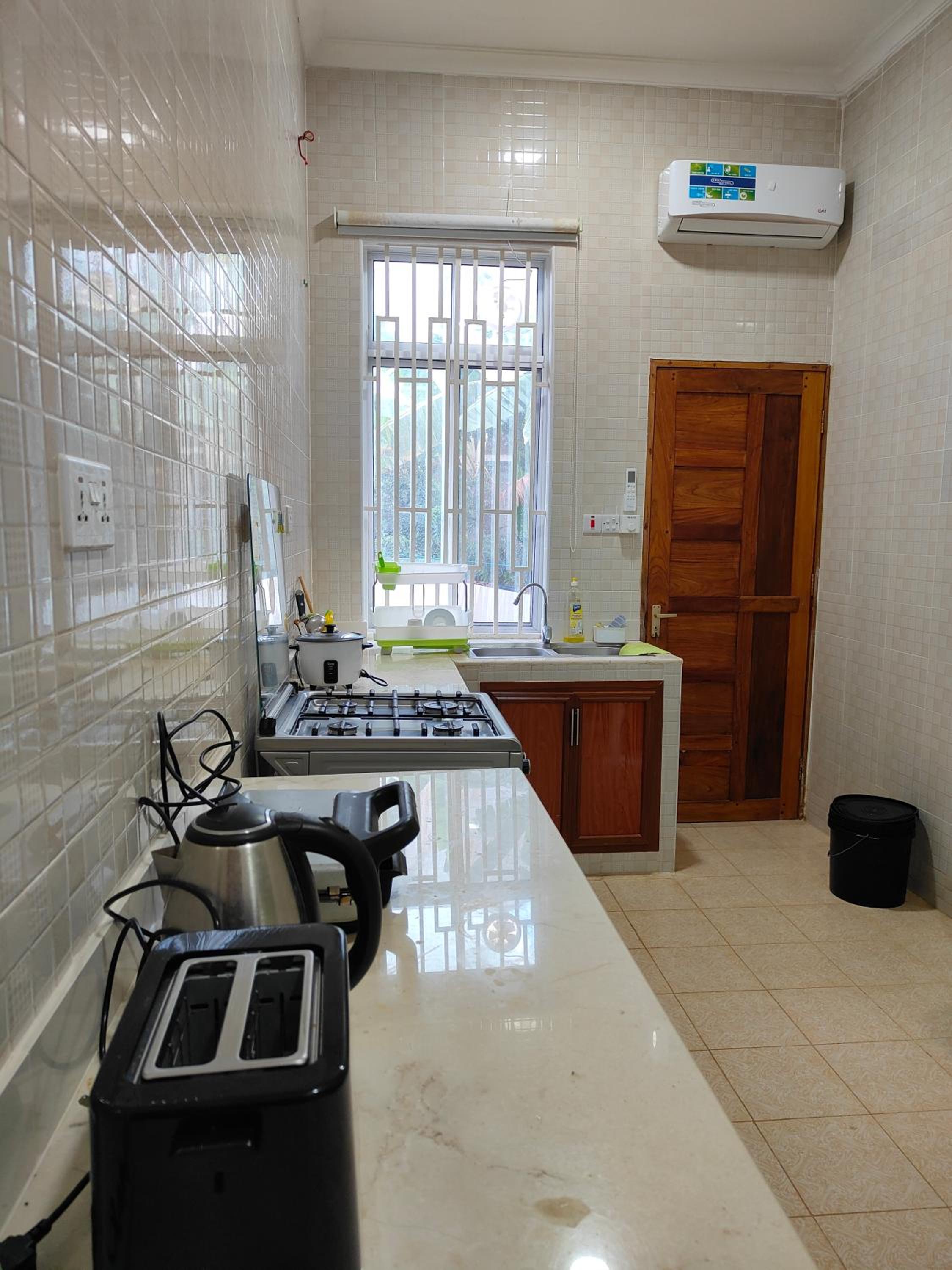 Buyu House