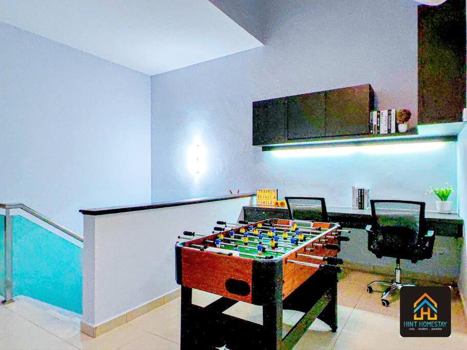 Pool,TVBox,Landed,5 min Aeon,Bukit Indah,Legoland