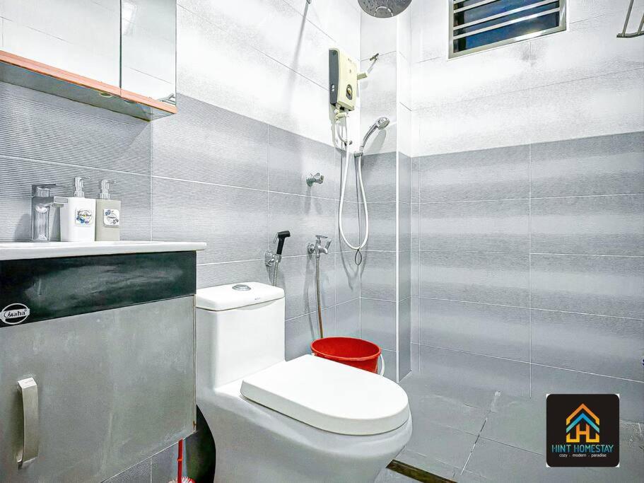Pool,TVBox,Landed,5 min Aeon,Bukit Indah,Legoland