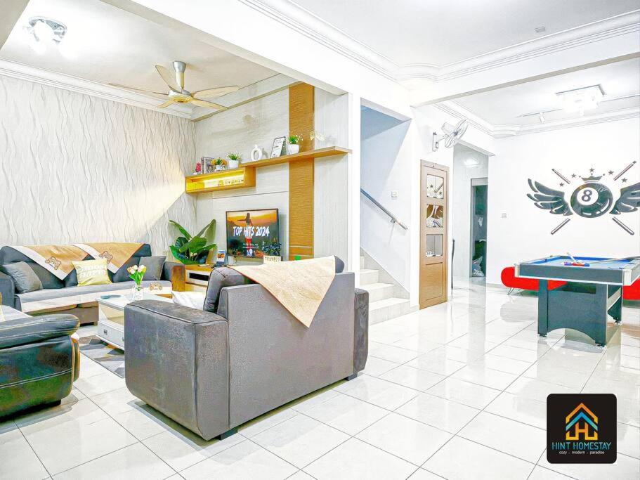 Pool,TVBox,Landed,5 min Aeon,Bukit Indah,Legoland