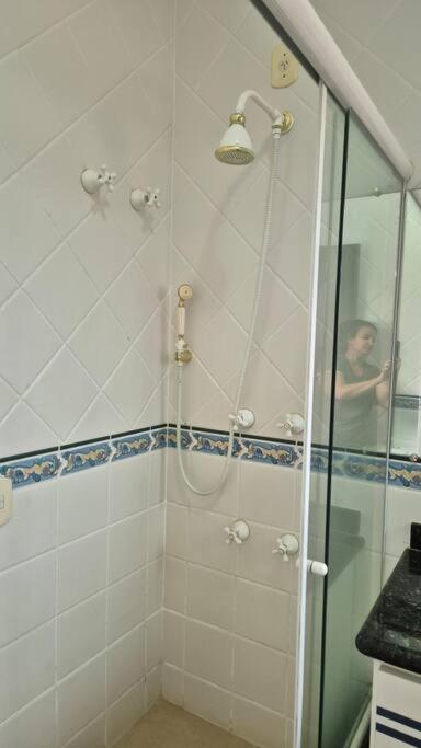 Lindo Sobrado com piscina no bairro do Indaia lado praia