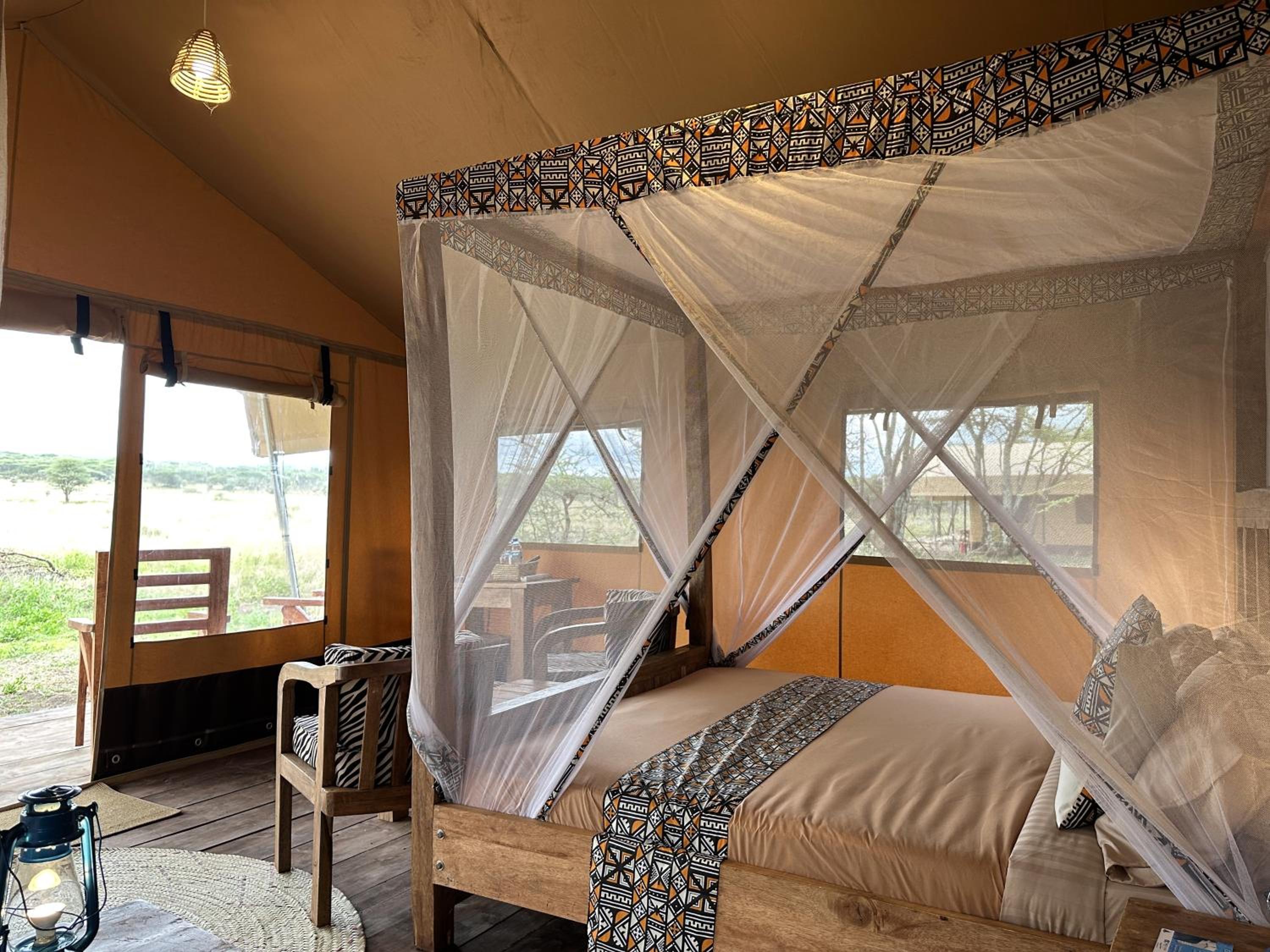 Africa Safari Serengeti Kusini