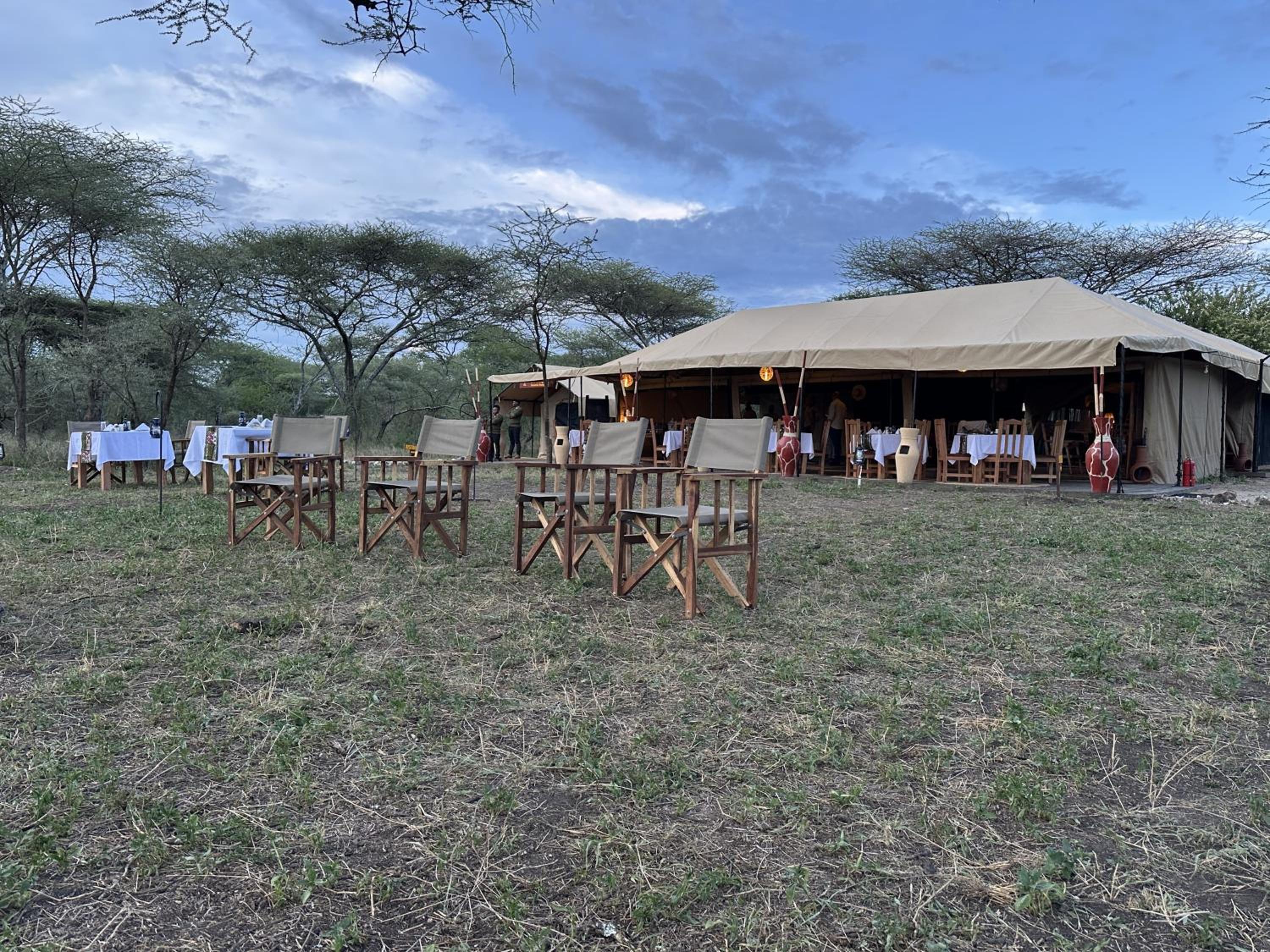 Africa Safari Serengeti Kusini