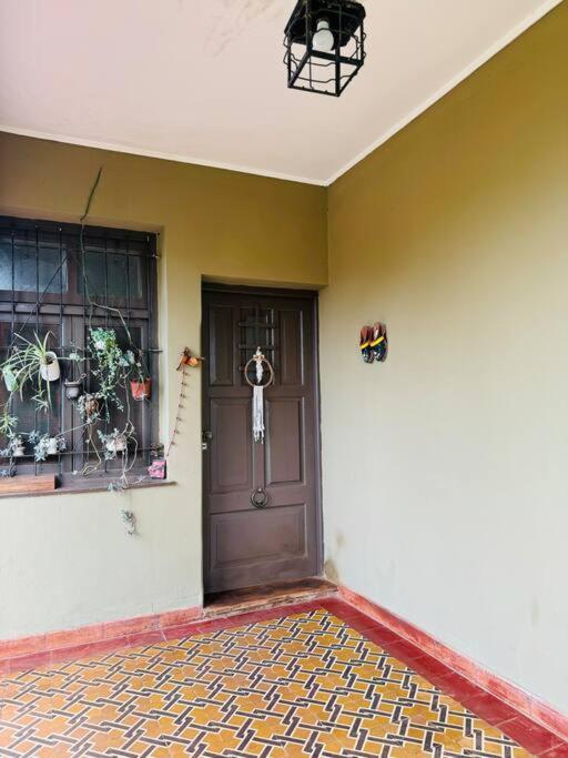 Apart El Altillo, loft ambientes abiertos 6 pax en Cataratas pileta compartida