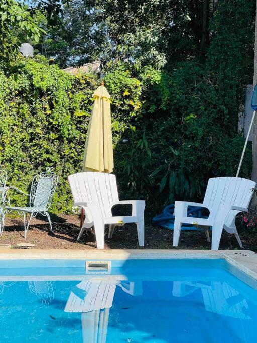 Apart El Altillo, loft ambientes abiertos 6 pax en Cataratas pileta compartida