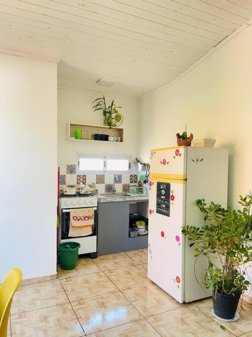 Apart El Altillo, loft ambientes abiertos 6 pax en Cataratas pileta compartida