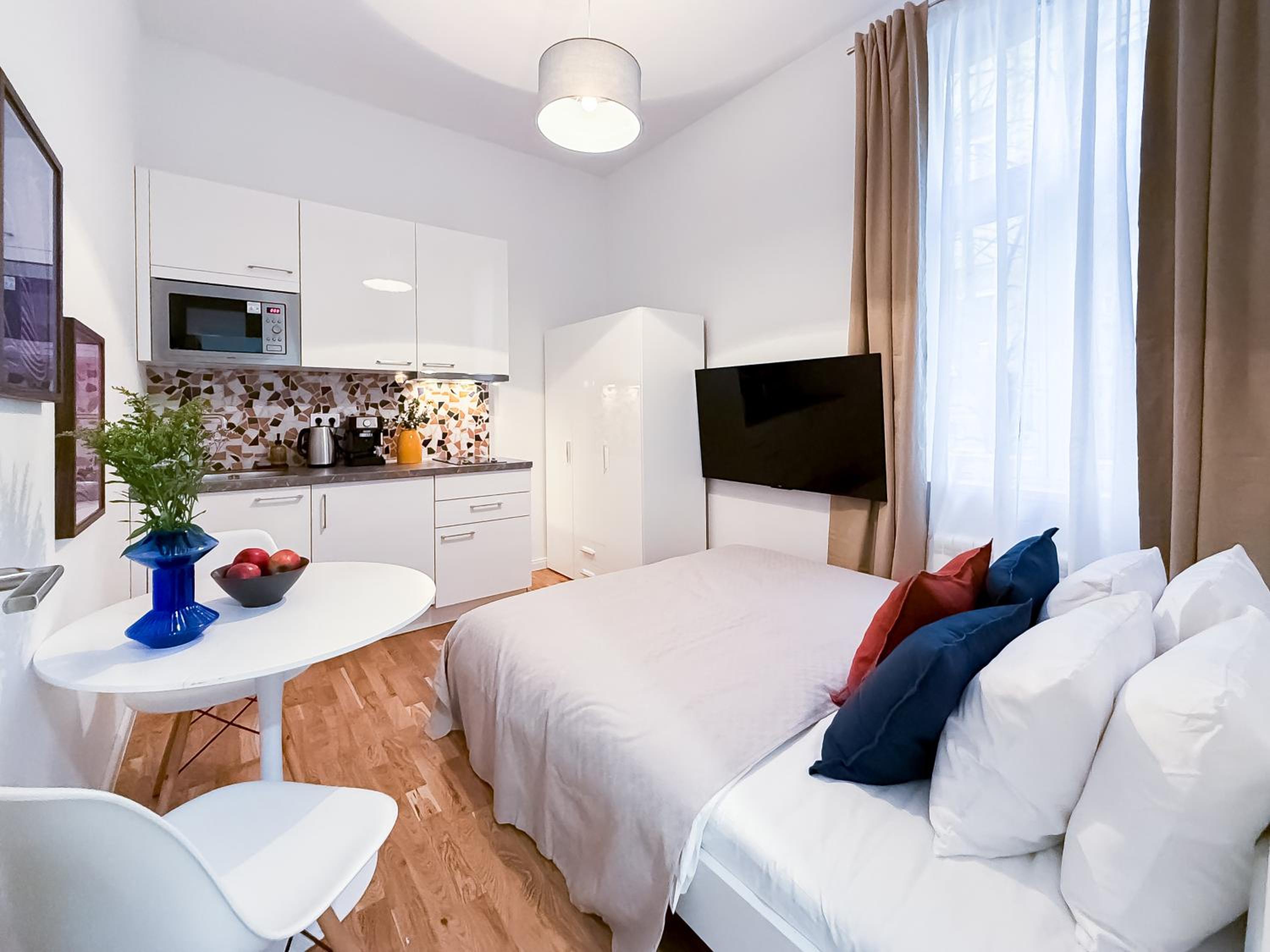 TurnKey I Wenceslas Square Apartments