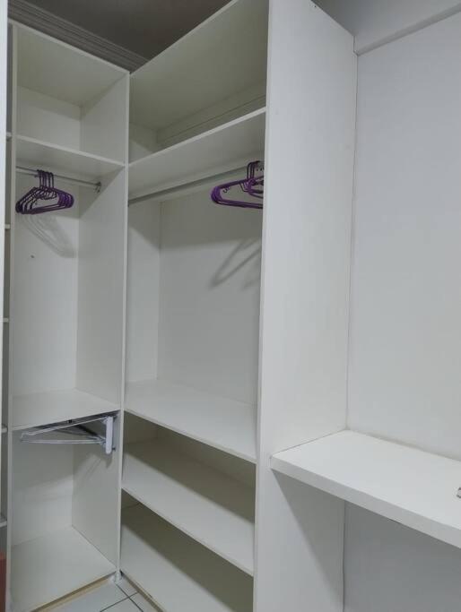 Fortaleza Praia iracema apartamento Guanaces vista mar