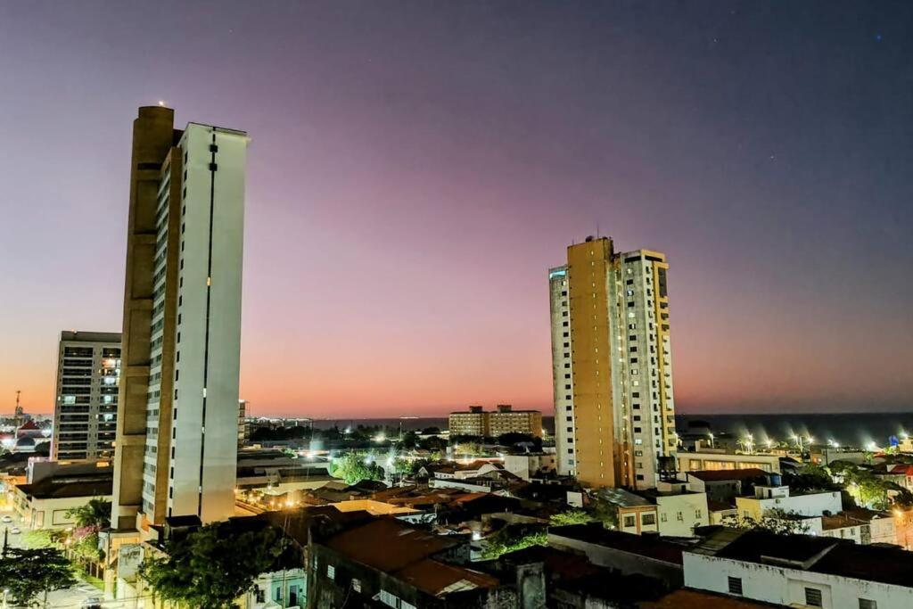 Fortaleza Praia iracema apartamento Guanaces vista mar
