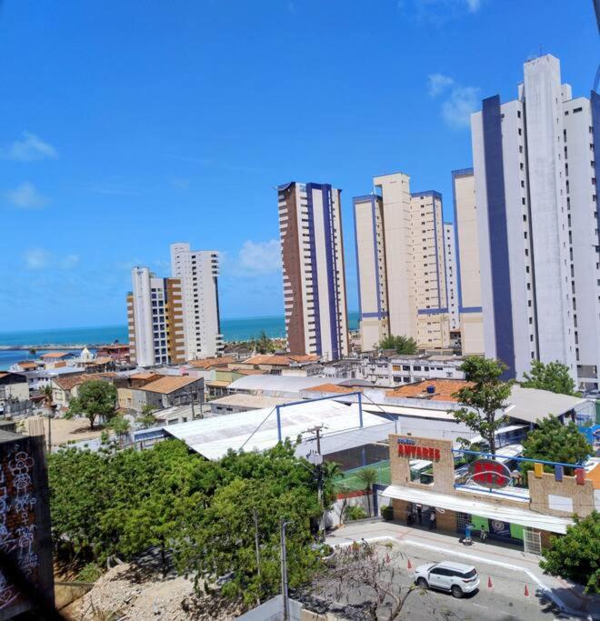 Fortaleza Praia iracema apartamento Guanaces vista mar