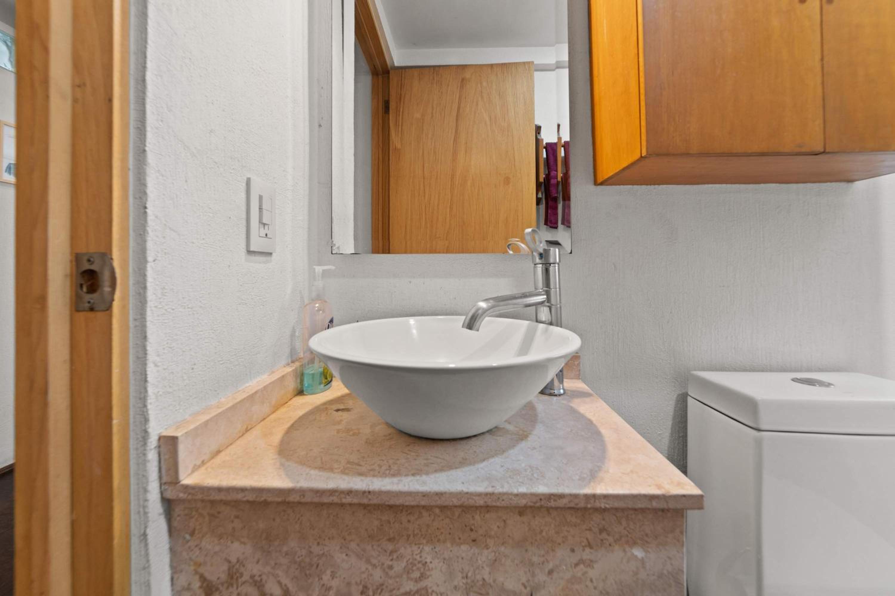 Centrally Located & Modern Apartment with 2 Bedrooms CDMX