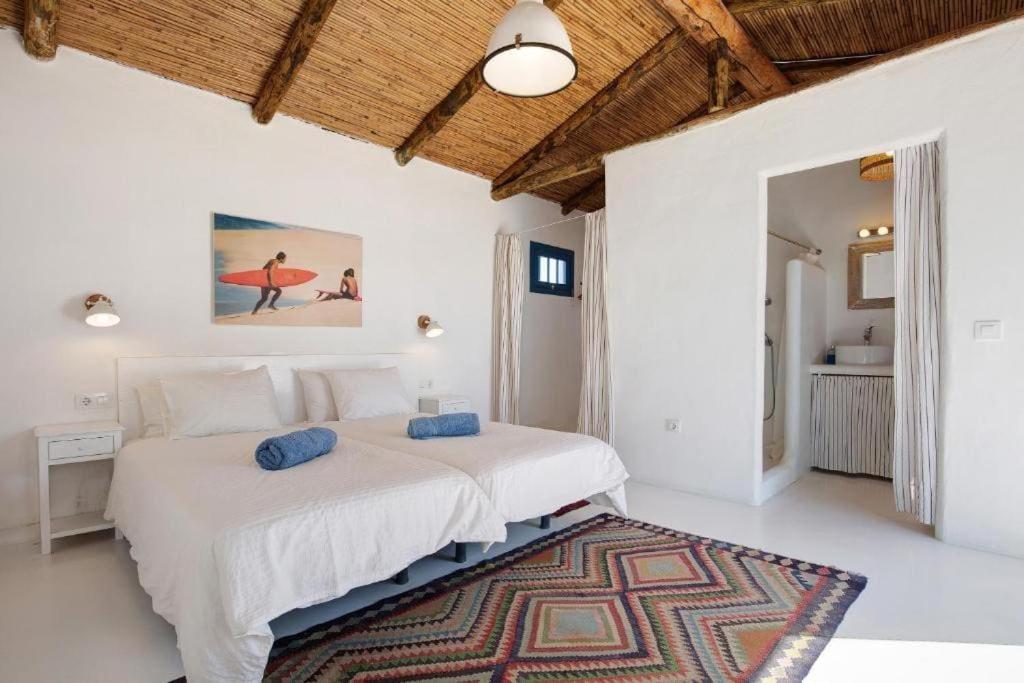 Villa Alfonso NEW, with local traditional style