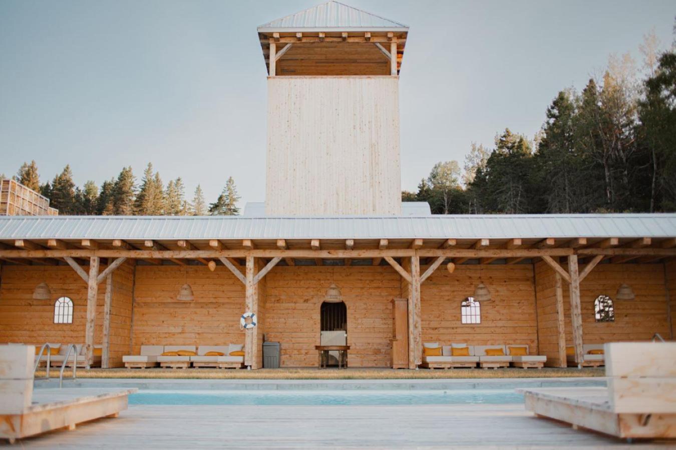 Le Ruisseau: luxurious villa in Charlevoix.