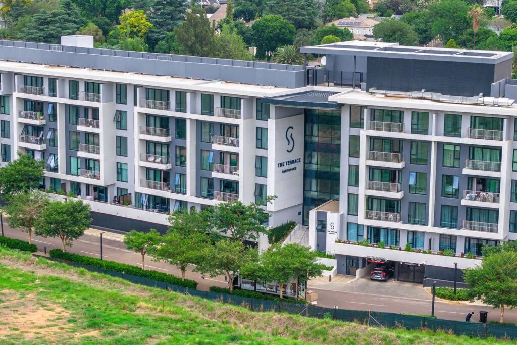 The Terrace 2 bed - Sandton Gate