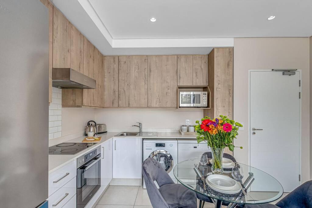 The Terrace 2 bed - Sandton Gate