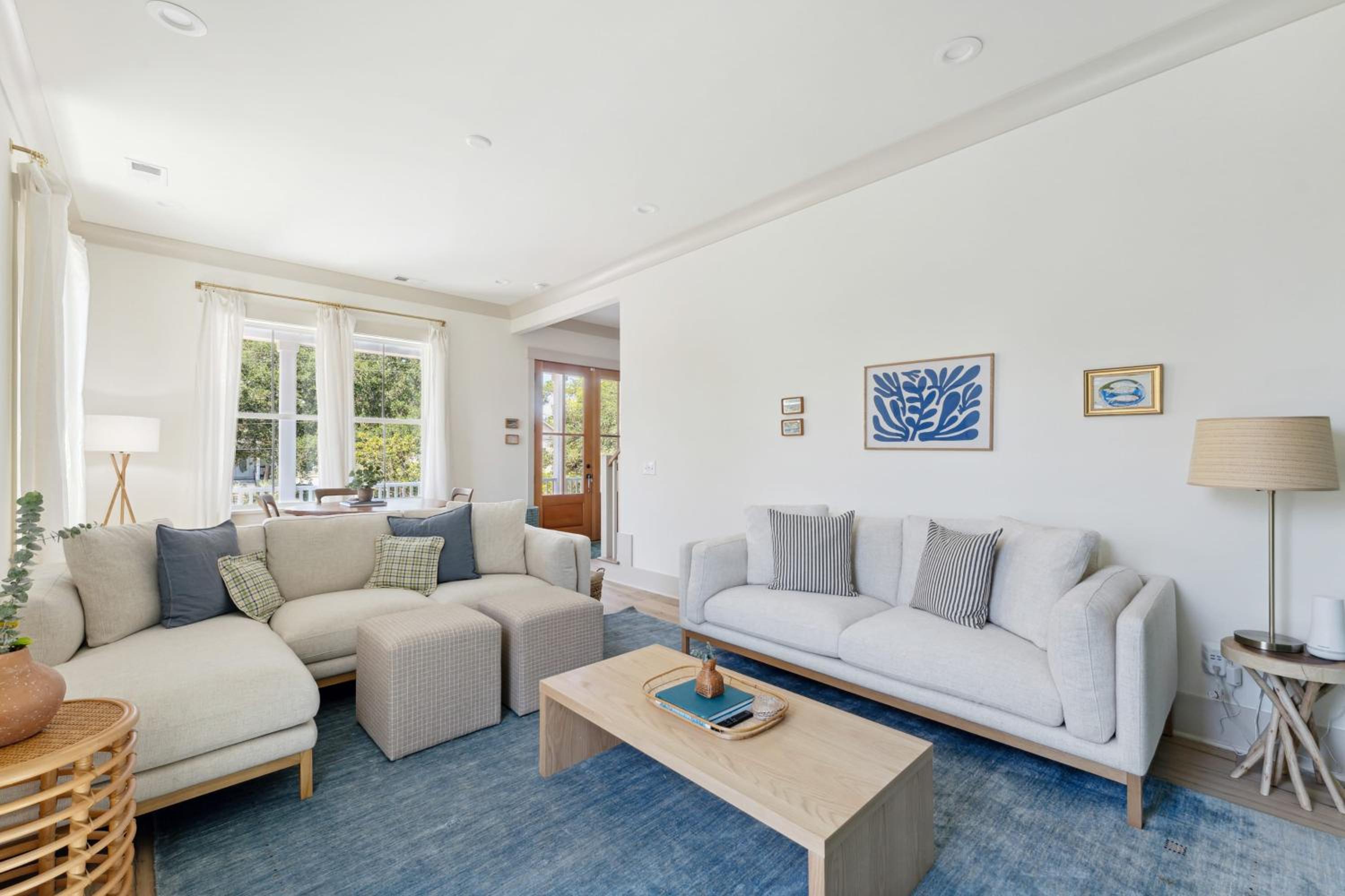 Windward House by AvantStay Walk to Beach Restaurants Saltwater Pool